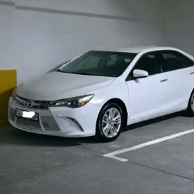 Toyota Camry 2017