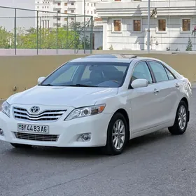 Toyota Camry 2010