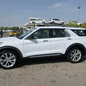 Ford Explorer 2021