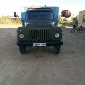 Gaz 52 1990
