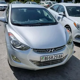 Hyundai Elantra 2012
