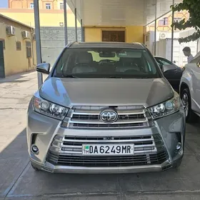 Toyota Highlander 2019