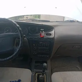 Daewoo Leganza 1998