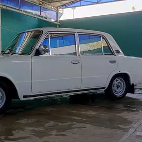 Lada 2104 1980