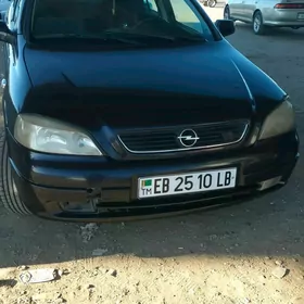Opel Astra 2003