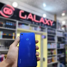 honor 8a prima