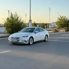 Hyundai Sonata 2021