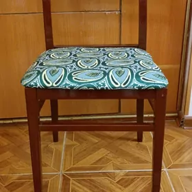 Стулья