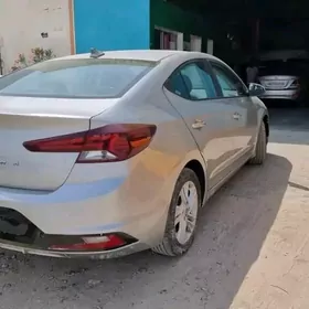 Öz mashynynda şafyor gerek