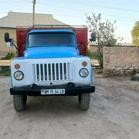 Gaz 53 1990
