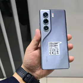 Tecno camon 40 pro
