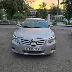 Toyota Camry 2010