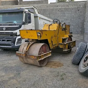 MTZ T-28 1992