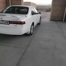 Toyota Camry 1998