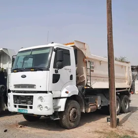 Ford Cargo 3535D 2014
