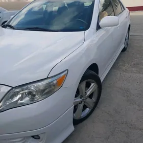 Toyota Camry 2011