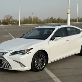 Lexus ES 350 2021