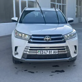 Toyota Highlander 2017
