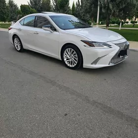 Lexus ES 350 2021