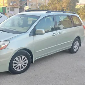 Toyota Sienna 2009