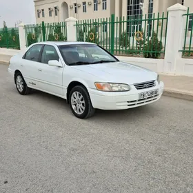 Toyota Camry 1999
