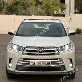 Toyota Highlander 2019