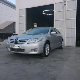 Toyota Camry 2010