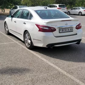 Nissan Altima 2017