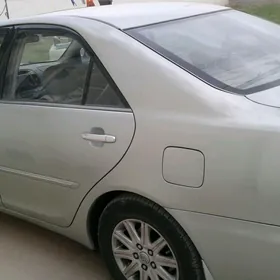 Toyota Camry 2005