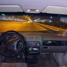 Opel Vectra 1990