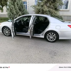 Toyota Avalon 2012