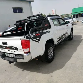 Toyota Tacoma 2021