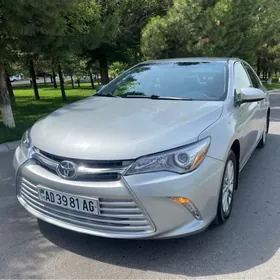 Toyota Camry 2015