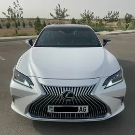 Lexus ES 350 2019