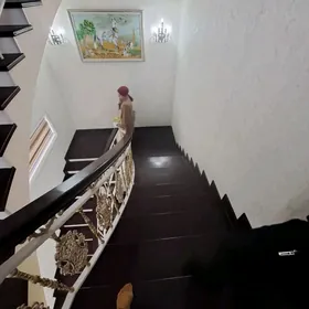 АНАУ КОТТЕДЖ 