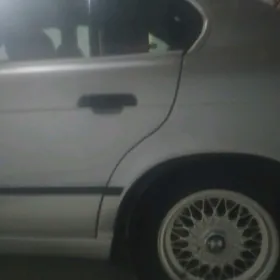 BMW 525 1992