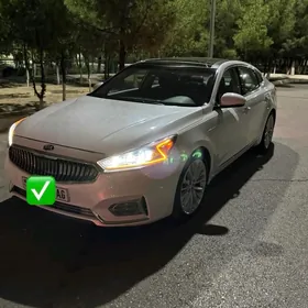 Kia Cadenza 2019