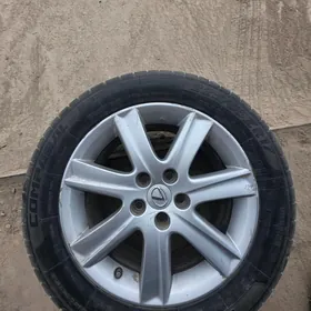 leksus 350