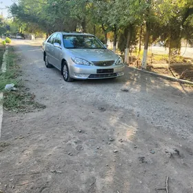 Toyota Camry 2003