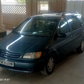 Toyota Sienna 2001