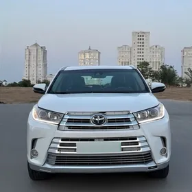 Toyota Highlander 2019