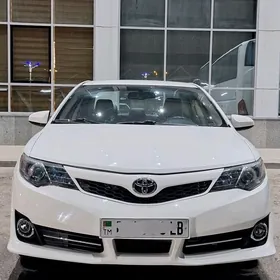 Toyota Camry 2013