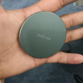 infinix bystry zaryat
