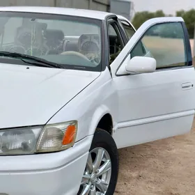 Toyota Camry 1998