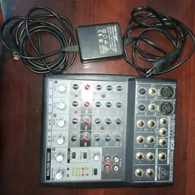 Behringer pult