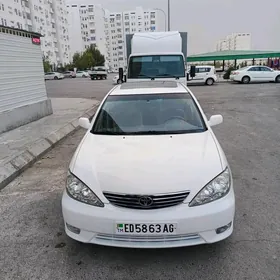 Toyota Camry 2005