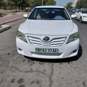 Toyota Camry 2011