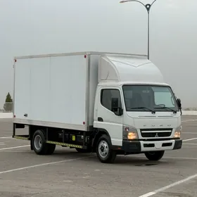 Mitsubishi Canter 2025