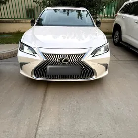 Lexus ES 350 2020
