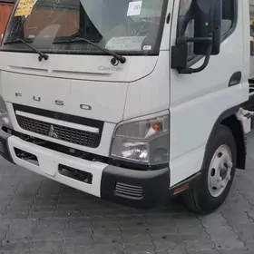 Mitsubishi Canter 2025